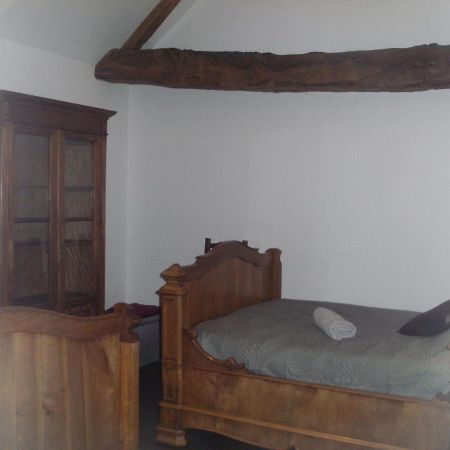 Grange Dans Ancien Corps De Ferme Ξενοδοχείο Bellengreville  Εξωτερικό φωτογραφία