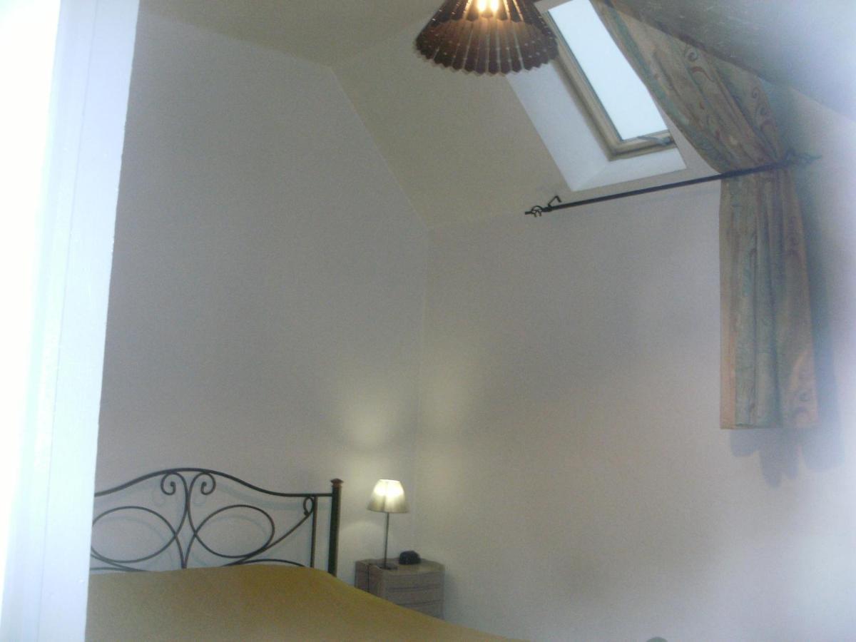 Grange Dans Ancien Corps De Ferme Ξενοδοχείο Bellengreville  Εξωτερικό φωτογραφία