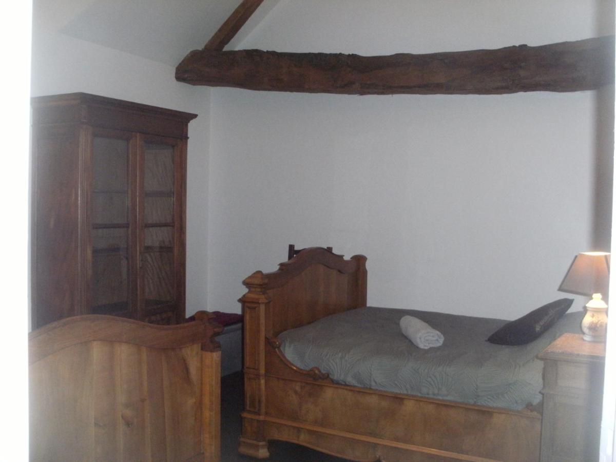 Grange Dans Ancien Corps De Ferme Ξενοδοχείο Bellengreville  Εξωτερικό φωτογραφία